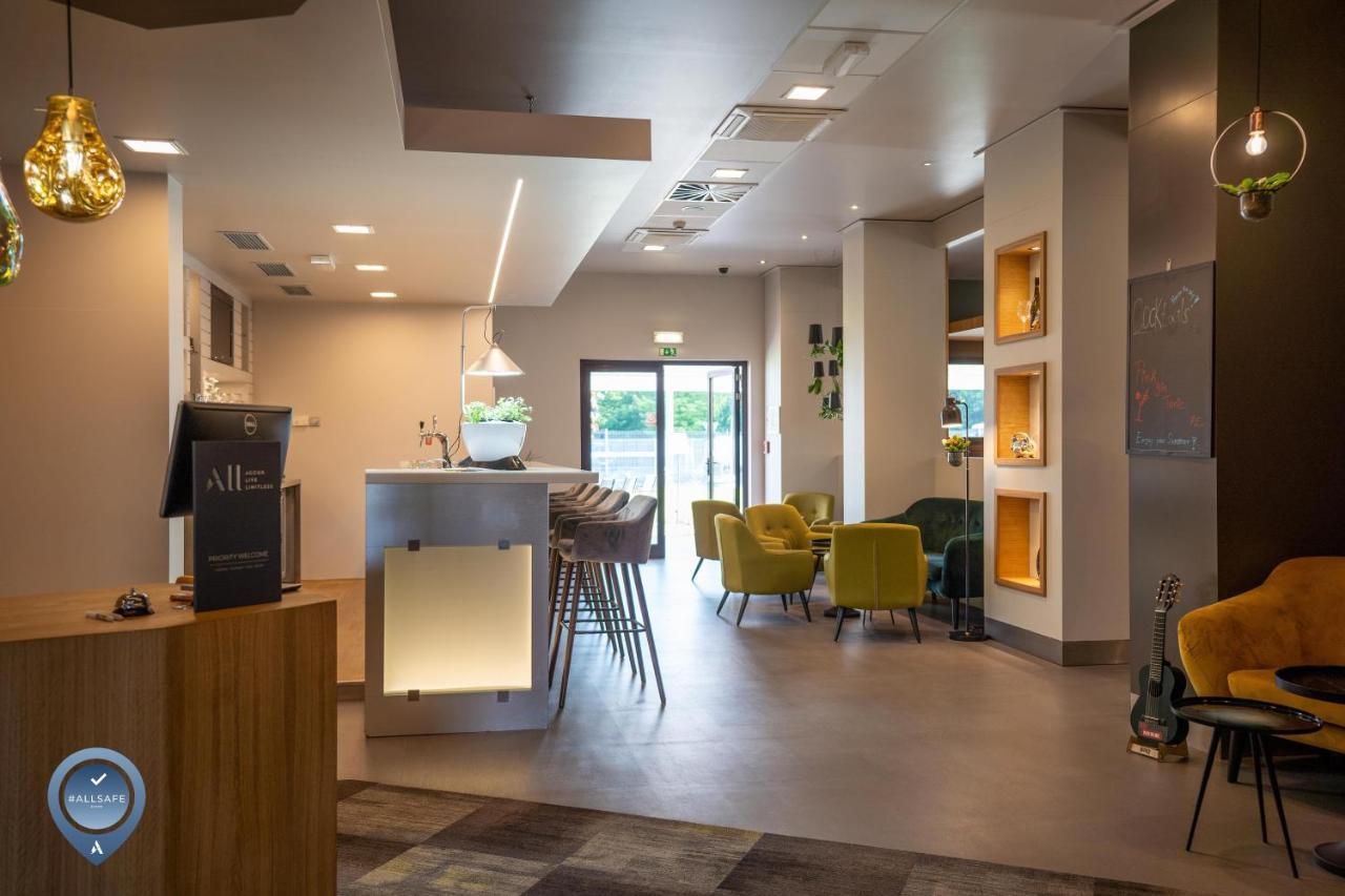 Ibis Hotel Пльзень Экстерьер фото