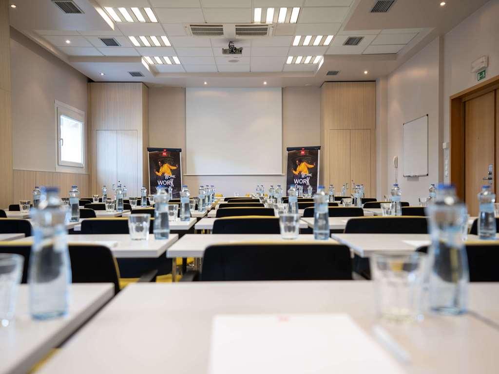 Ibis Hotel Пльзень Удобства фото